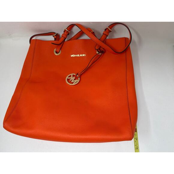 Michael Kors Jet Set Travel Tote Orange with matching cosmetic bag. Nice Cond! - Picture 10 of 10